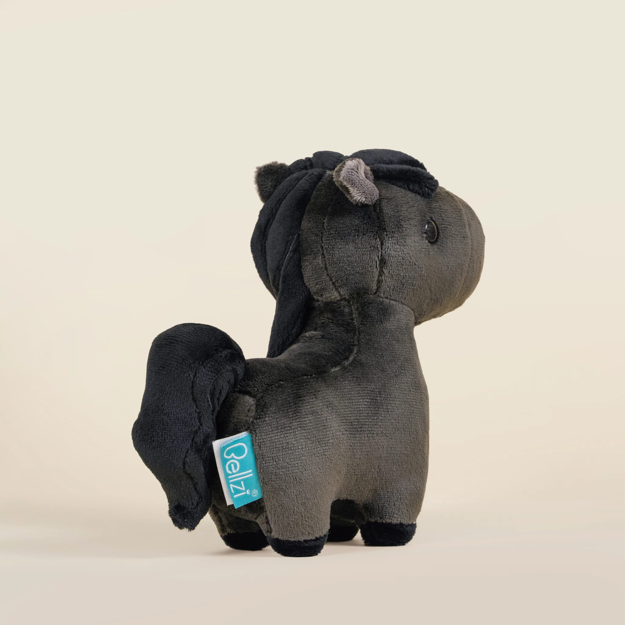 Mini Friesian the Horsi - Image 5